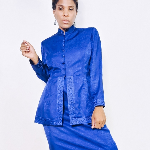 Adrianna Papell Dresses & Skirts - Royal Skirt Suit